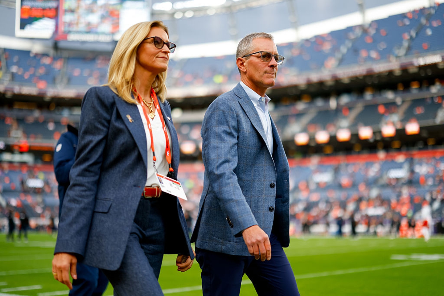 World’s Wealthiest Family Has A Staggering $470 Billion Fortune And Controls Seven Major Sports Teams